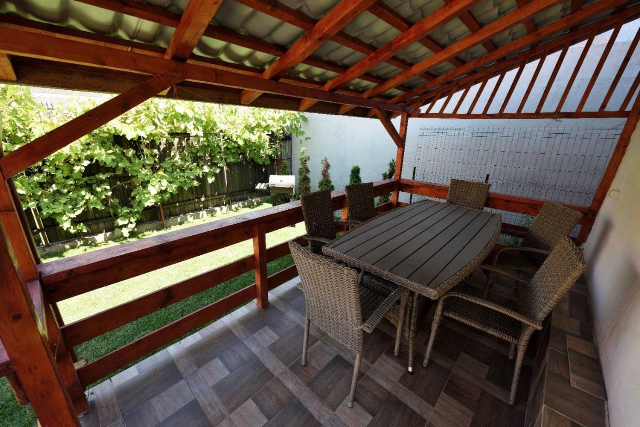 Hotel Casa Optim Călimăneşti Exterior foto
